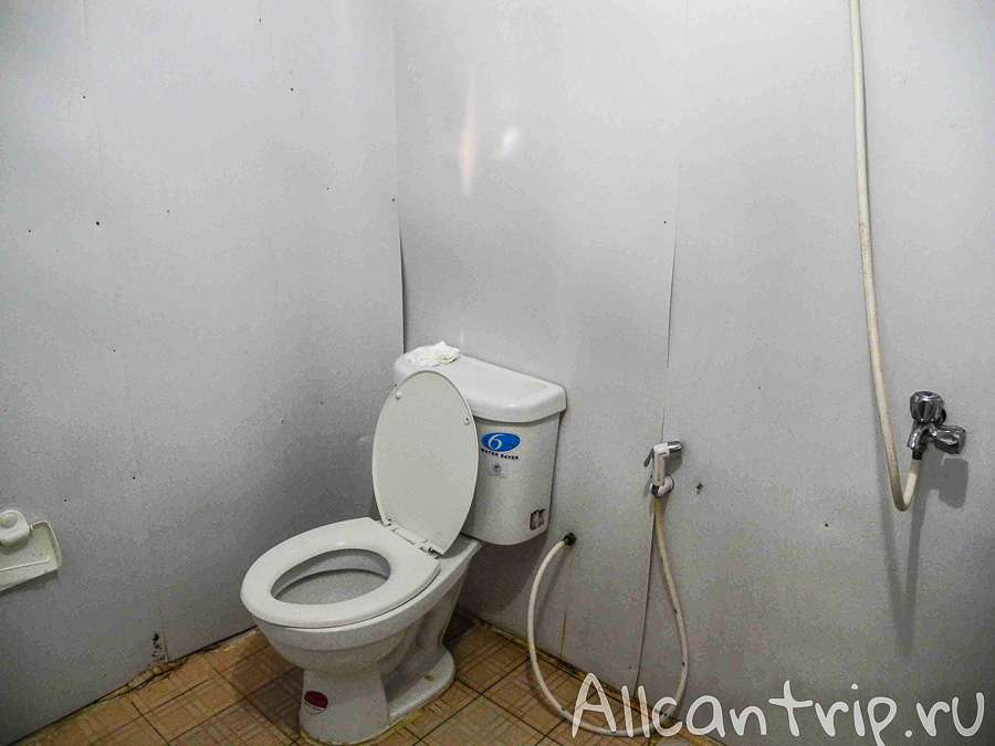 Отель G.B.T. Guesthouse в Сиануквиле