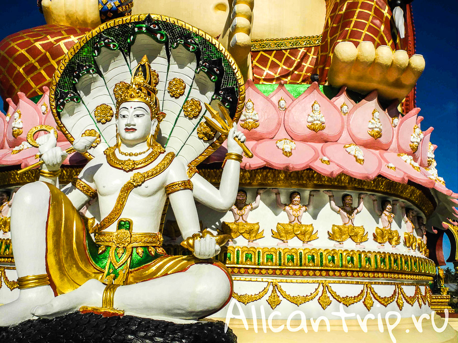 Wat Plai Laem на Самуи