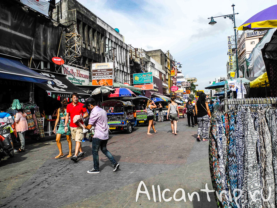 Туристическая улица Бангкока Каосан Роад (Khao San road)