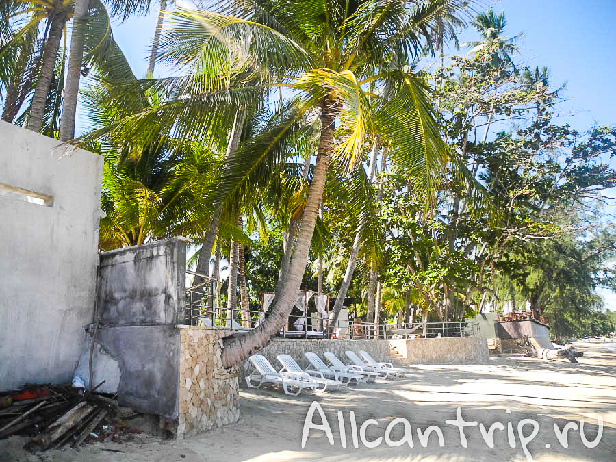 На пляже Самуи Липа Ной