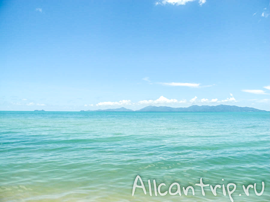 Вода пляжа Маенам на Самуи