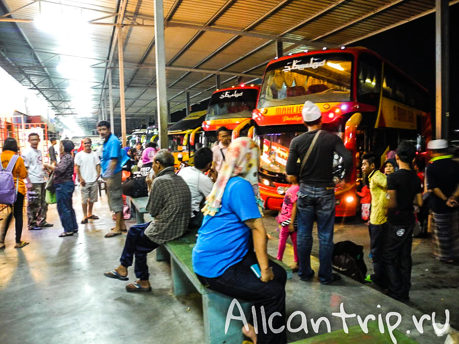 Автовокзал Теско в Кота Бару