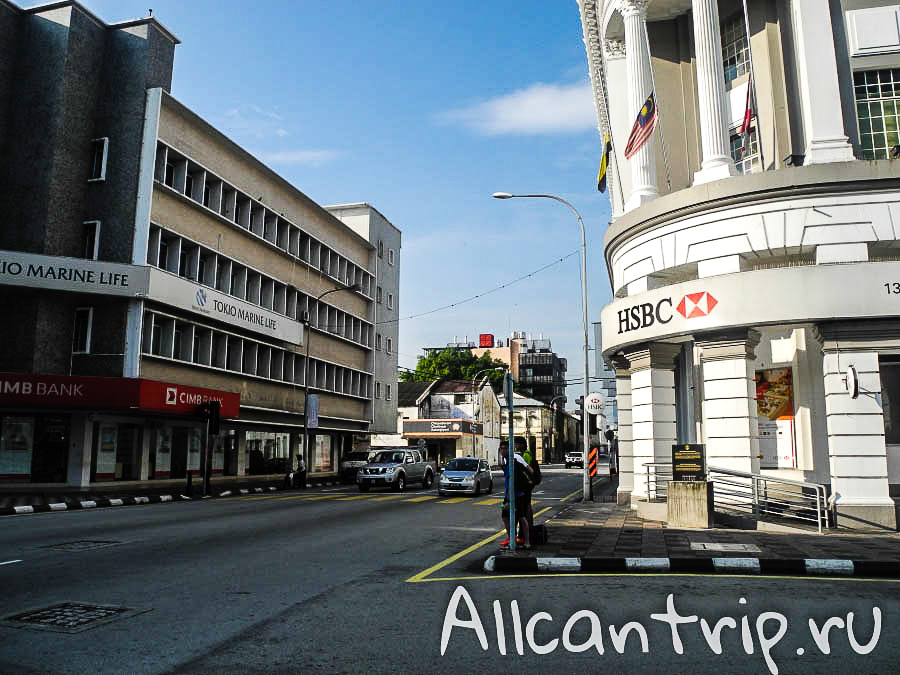 на улице города Ипох