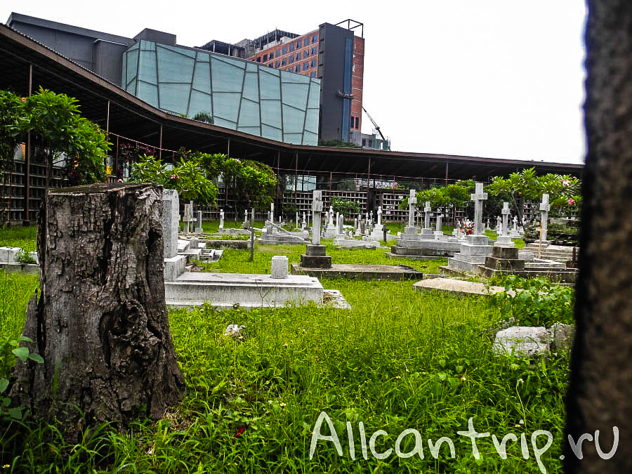 католическое кладбище в малайзии