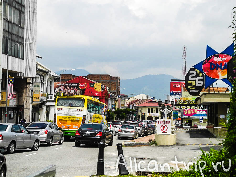 Движение на улице в городе Ипох Малайзия
