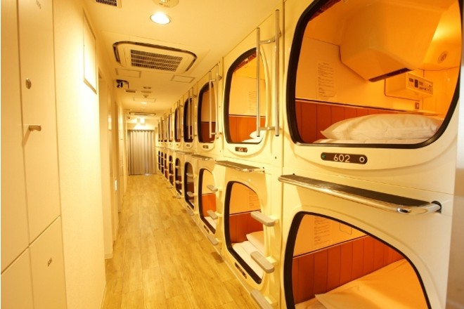 капсульный отель в токио