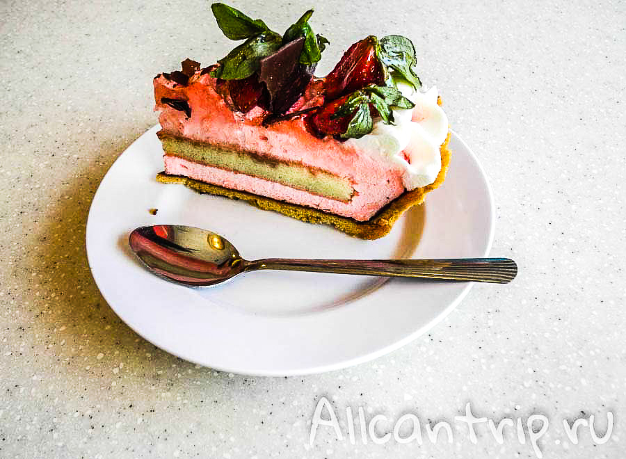 Вкусные тортики в Кота-Бару