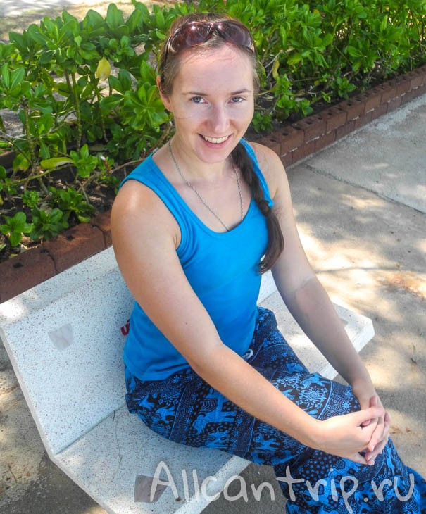 Я (Ольга), в основном, занимаюсь блогом - фотографирую, пишу статьи, придумываю и организую маршруты наших путешествий.