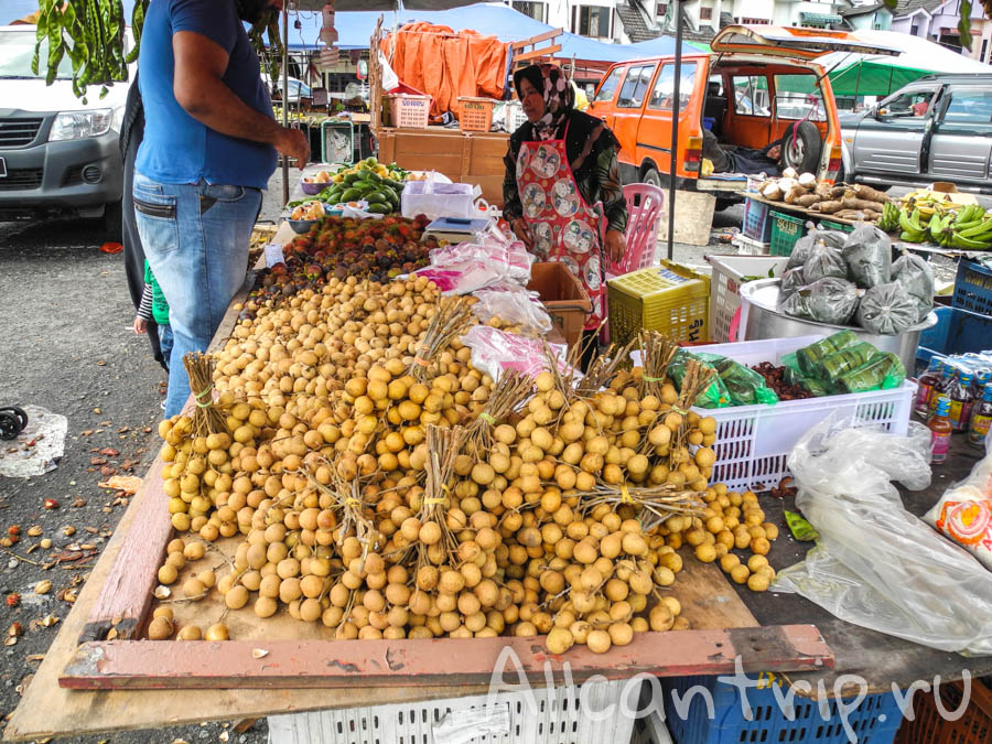 Рынок в Тана Рате