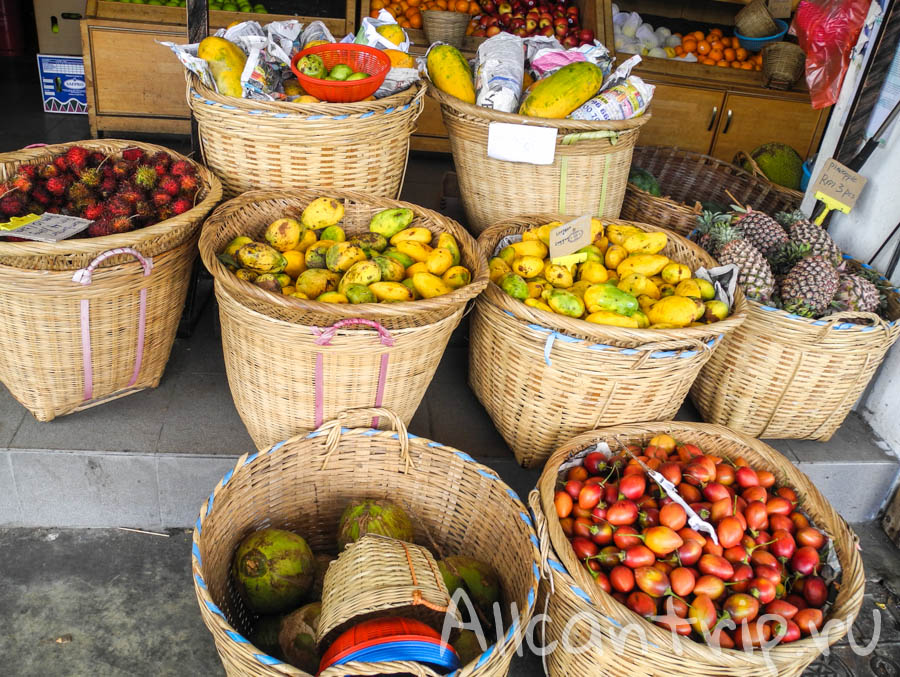 Фрукты в Тана Рате