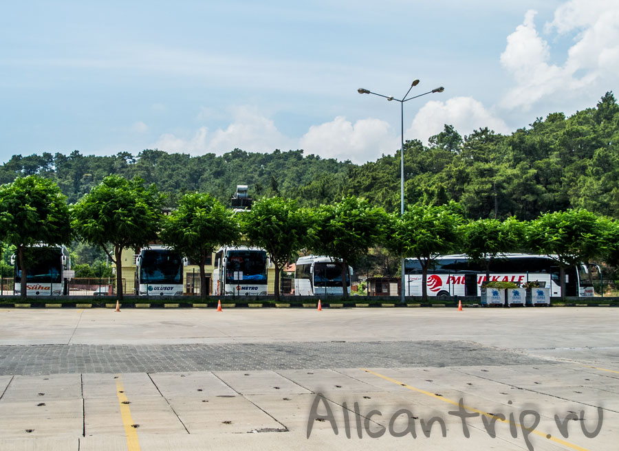 на автовокзале кемера