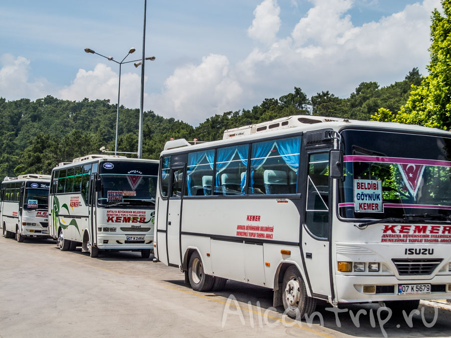 на автовокзале кемера