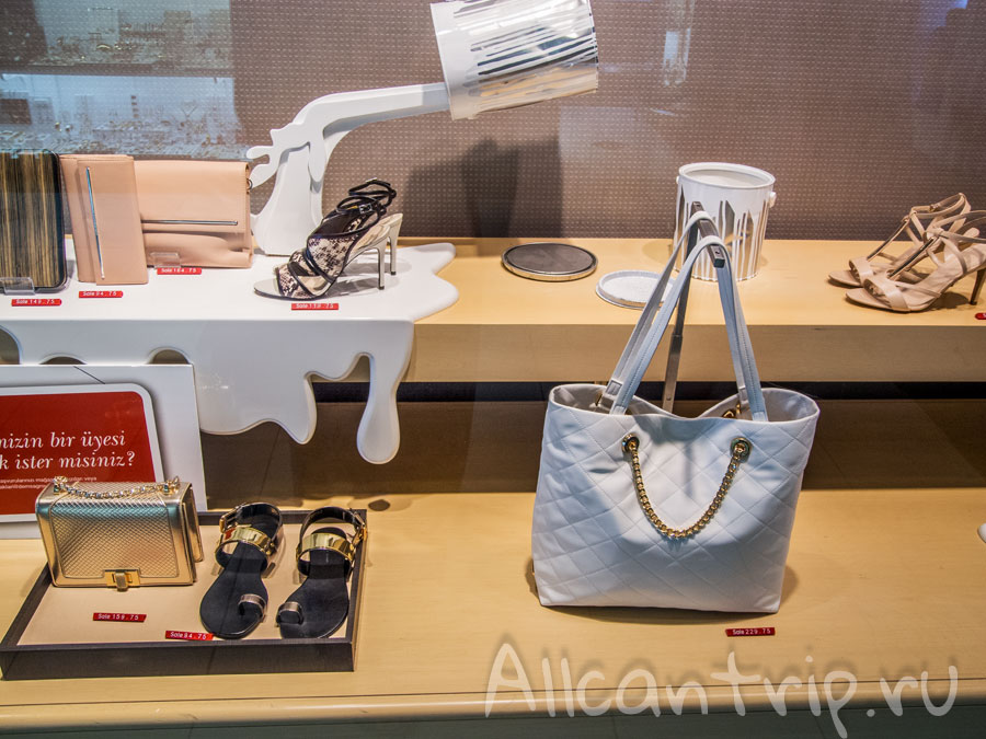 шоппинг в ТЦ Джевахир