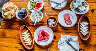 завтрак в отеле Памуккале