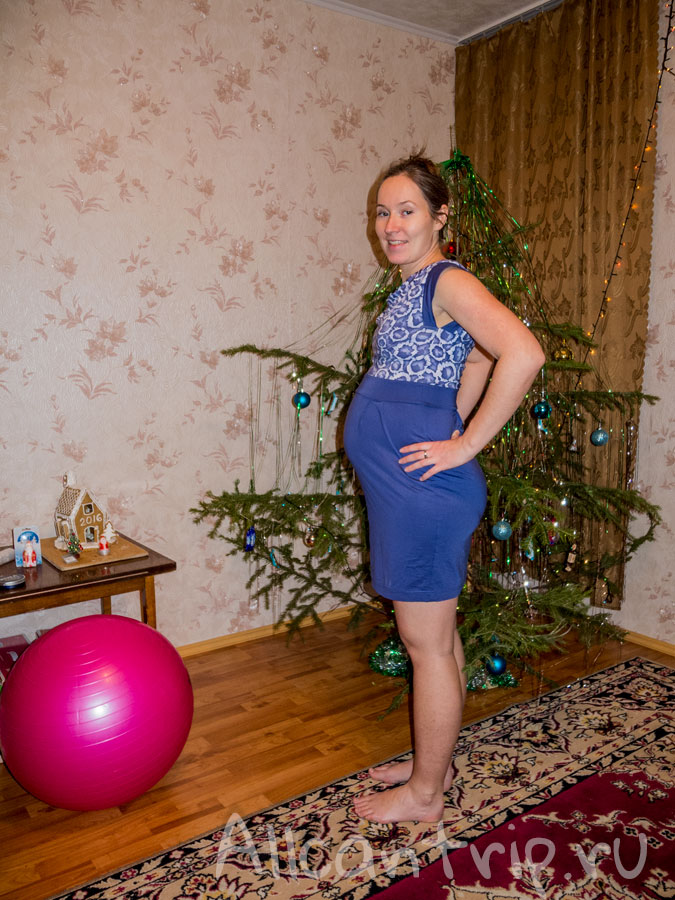 Новый год уже встречаем втроем!