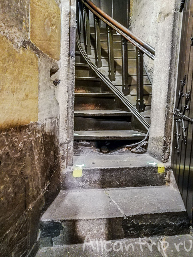 пороховые ворота в праге