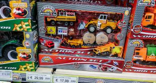 магазин игрушек в милане