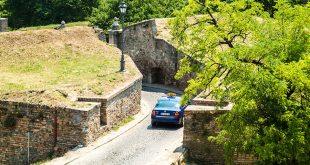 петроварадинская крепость фото